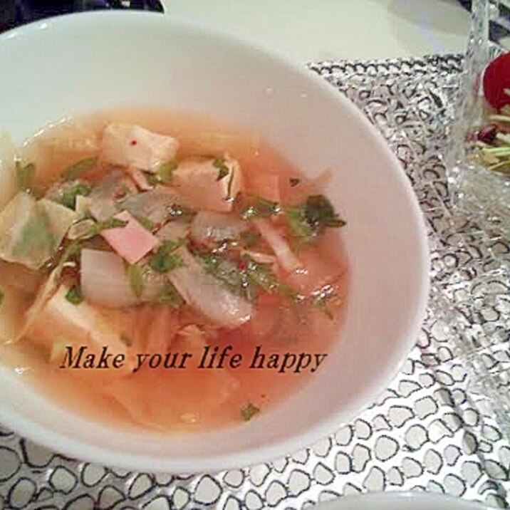 大葉と豆腐のキムチスープ